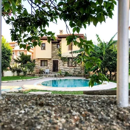 Tas Center ,detached Garden & Pool Dalyan