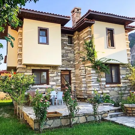 Villa Tas Center ,detached Garden & Pool