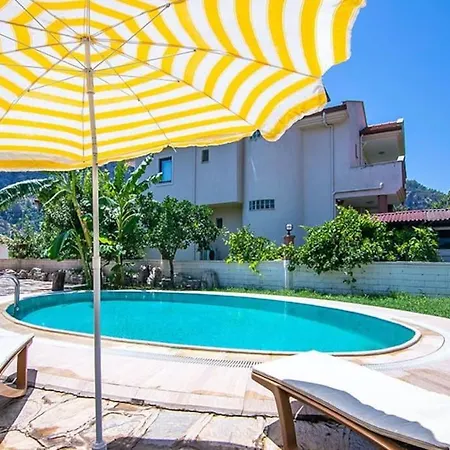 Villa Tas Center ,detached Garden & Pool
